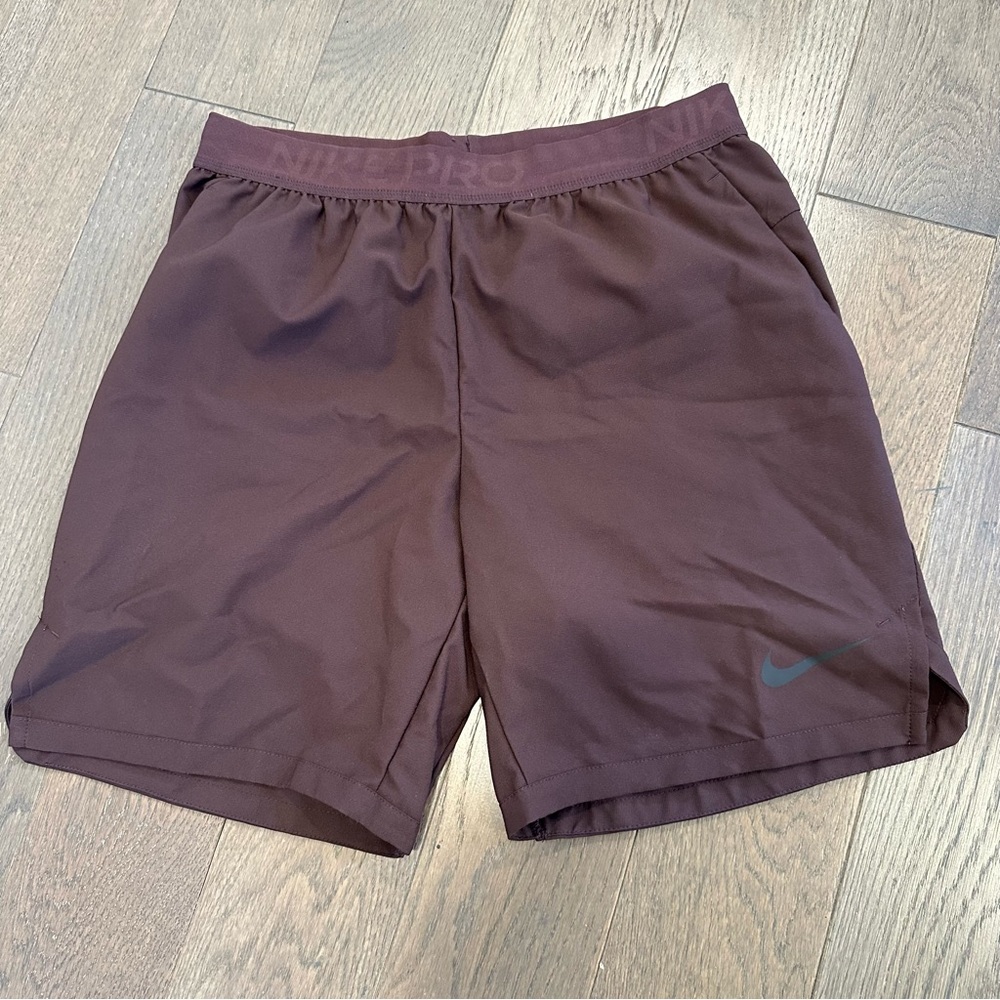 Nike Men's Dark Brown Athletic Shorts